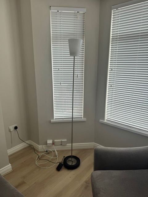 Floor Standing Lamp with White Shade – Good Condition