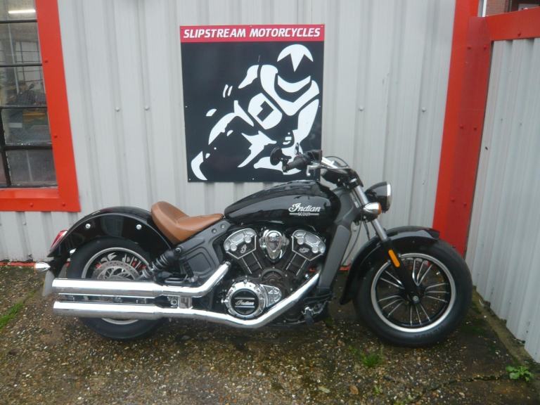 Indian SCOUT 2019 ONLY 5K MILES 1 OWNER FSH CUSTOM CRUISER BOBBER XL FAT 1200 R 