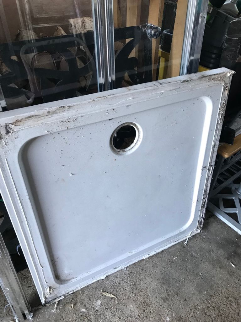 Shower tray and door 