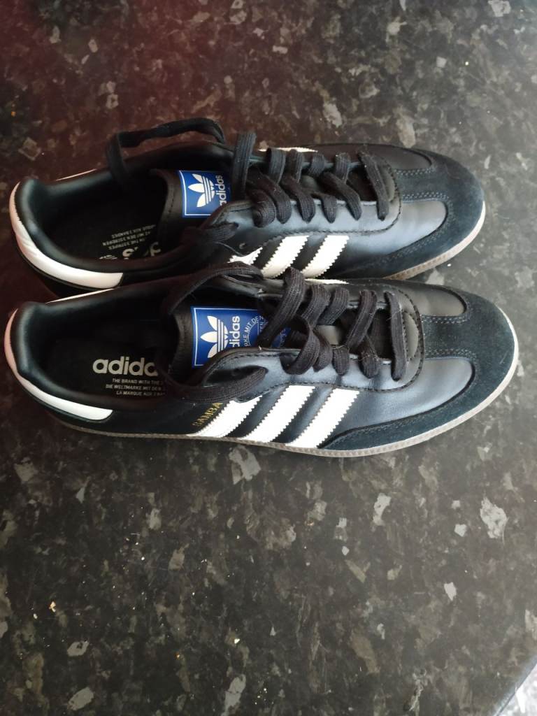 Adidas Samba Trainers – Black,brand new 