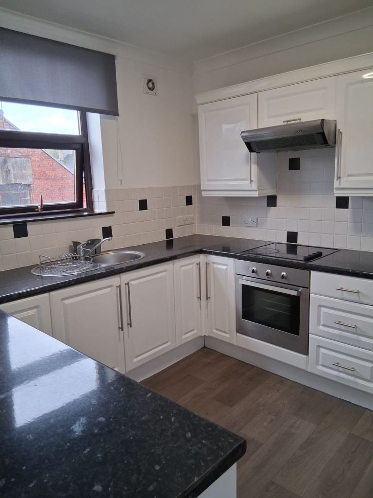 Two bedroom first floor apartment/flat 