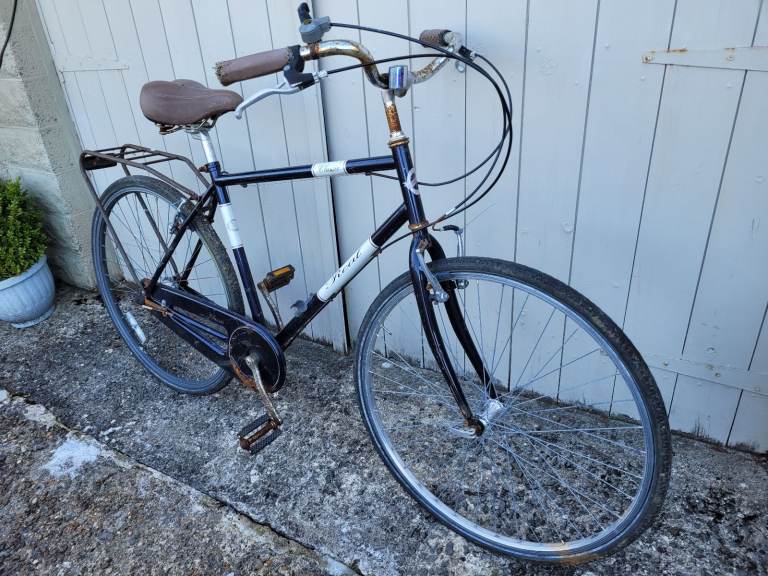 Real Classic City Bycycle 