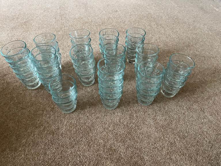 Tea Tree Light Clear Glass Patterned Candle Holders ( 54 )