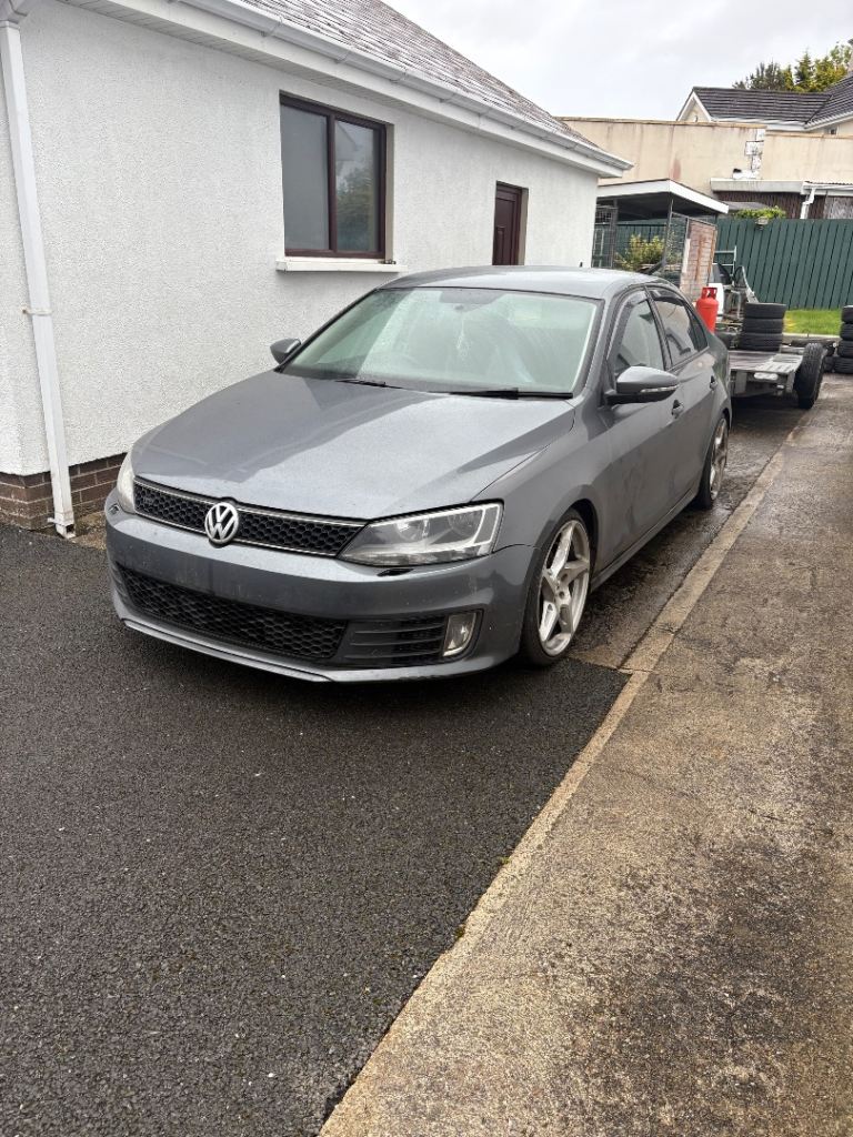 Breaking 2012 jetta 2.0 diesel