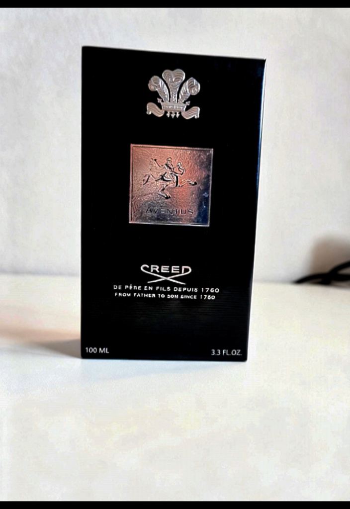 Creed Aventus Eau De Parfum Spray 100ml Brand New & Sealed