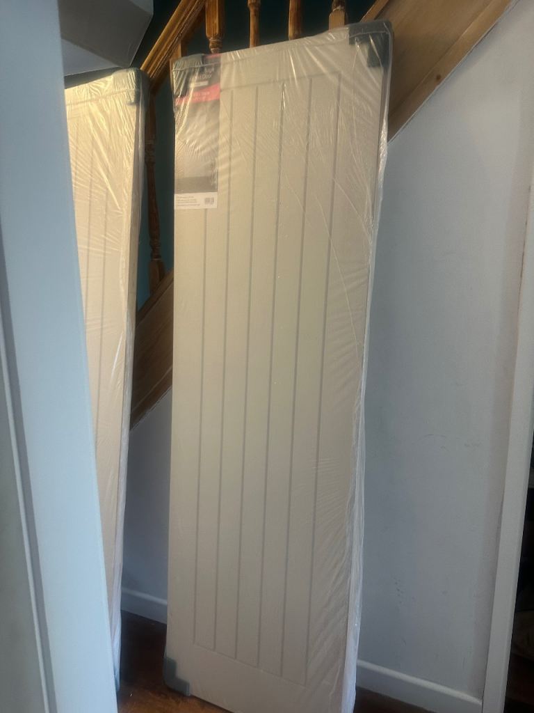 Brand new wickes Geneva door 610 width