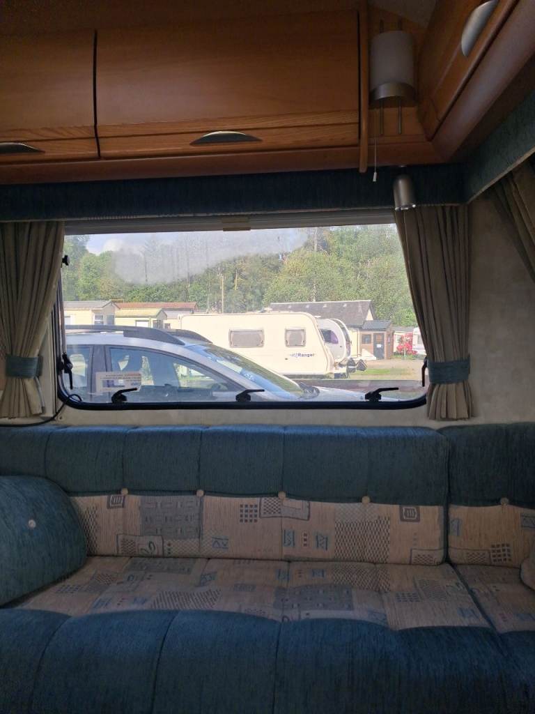 Caravan 