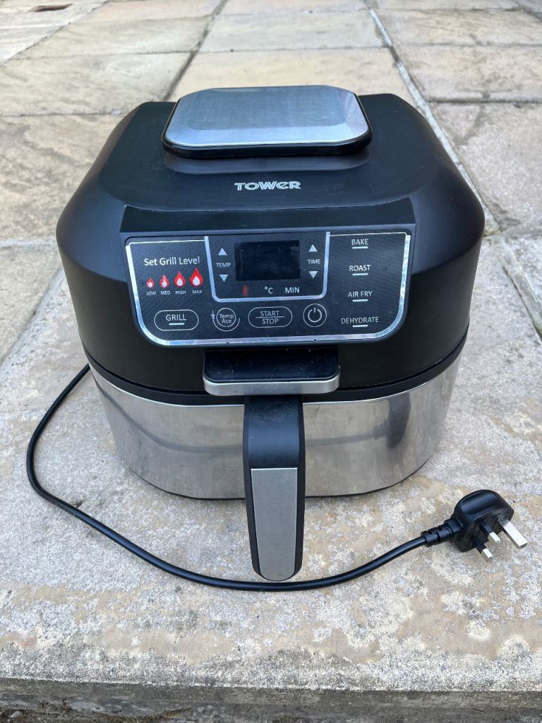 AIR FRYER 