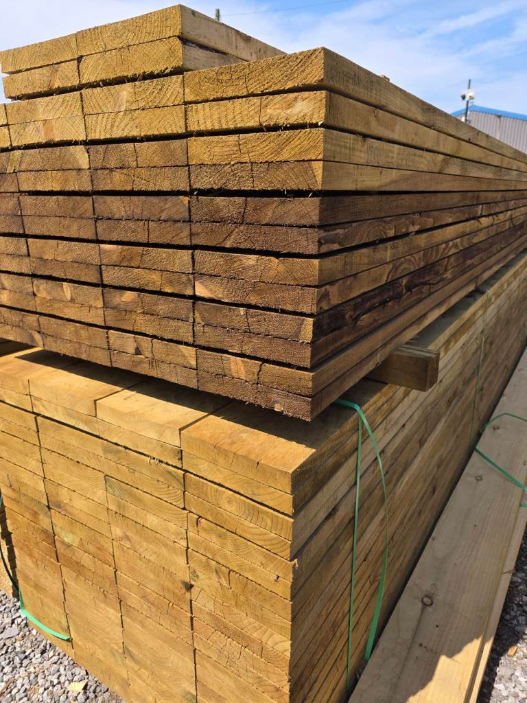 220X38MM TREATED TIMBER SCAFFOLDING BOARDS 