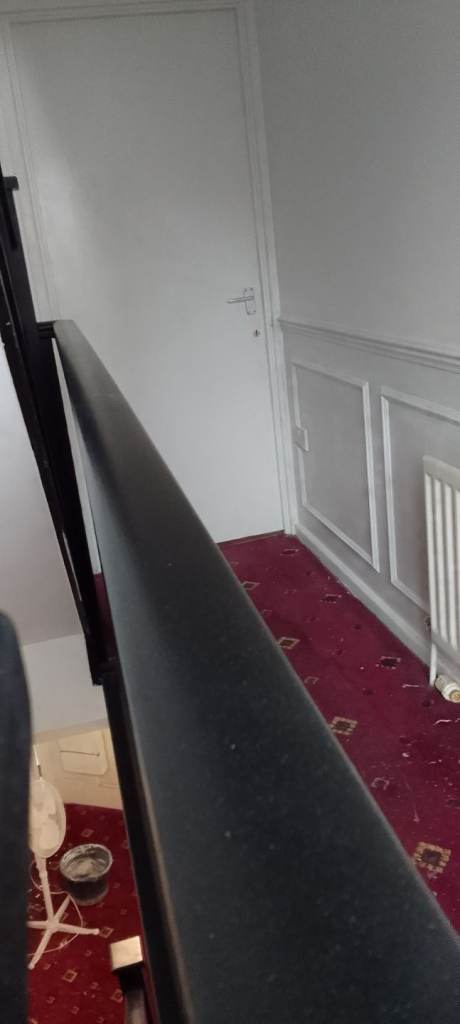 Painter and decorator Oil-jobs, Laminate, Acoustic panel!