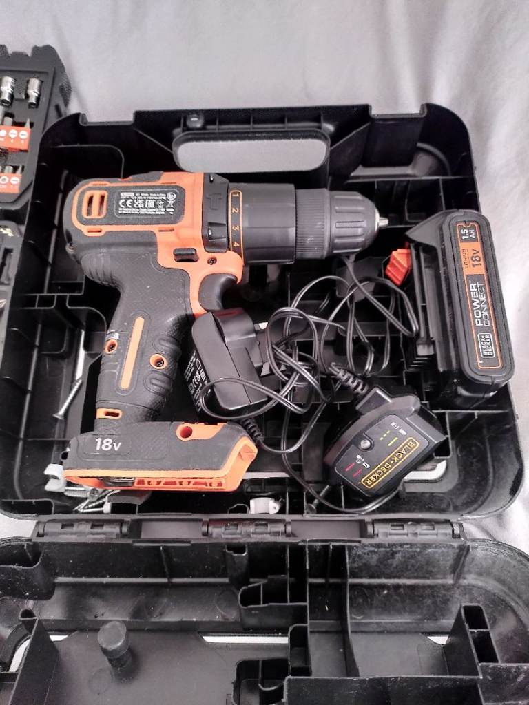 Black+Decker 18V Cordless Hammer Drill with Accessories – As Good As New