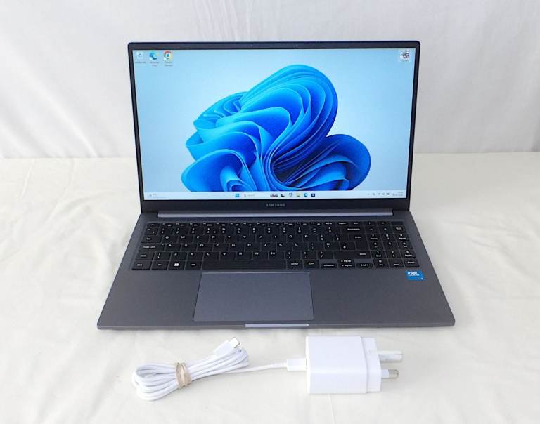 Samsung Book 4 Intel Core 3 100U Laptop Wi-Fi and Microsoft Office