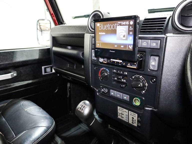 2014 Land Rover Defender XS Utility Wagon TDCi [2.2] PANEL VAN DIESEL Manual