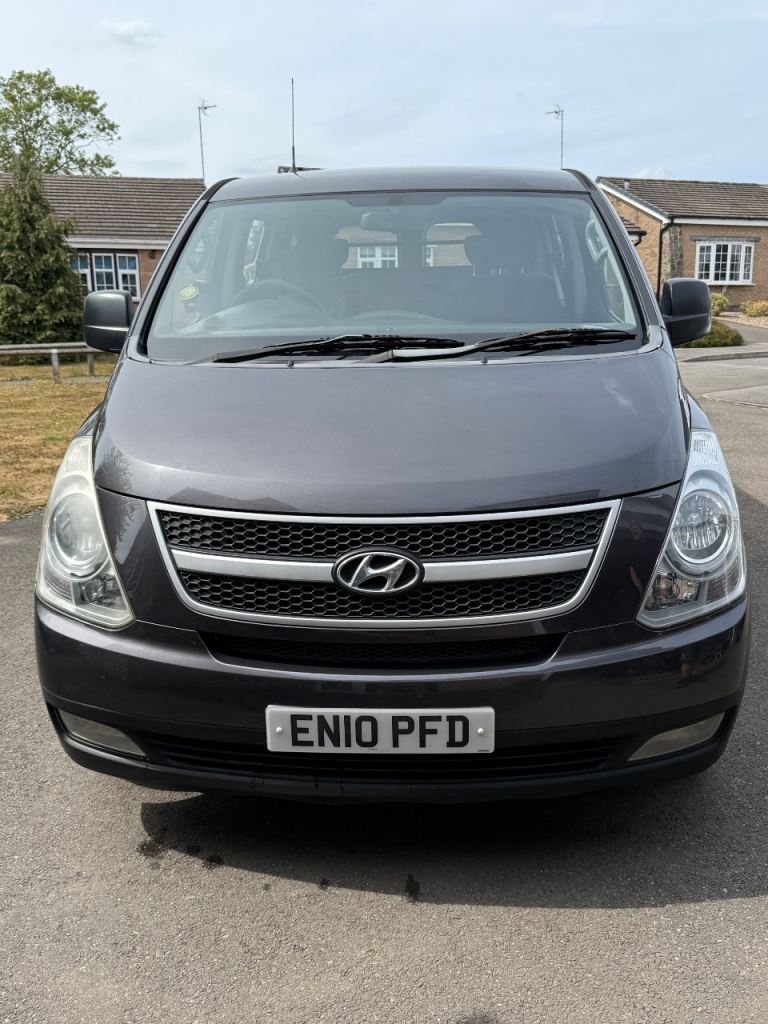 Hyundai, ILOAD, Comfort Van, 2010, Manual, 2497 (cc)