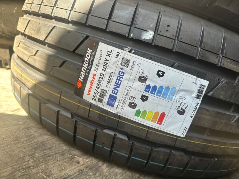 New 255/45/19 tyre