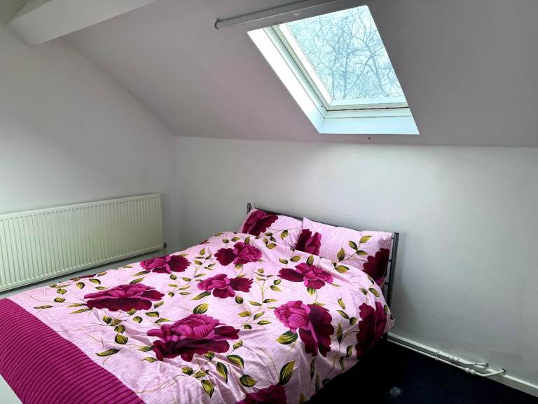 Stunning Self-Contained Double Studio Opposite Brunswick Park