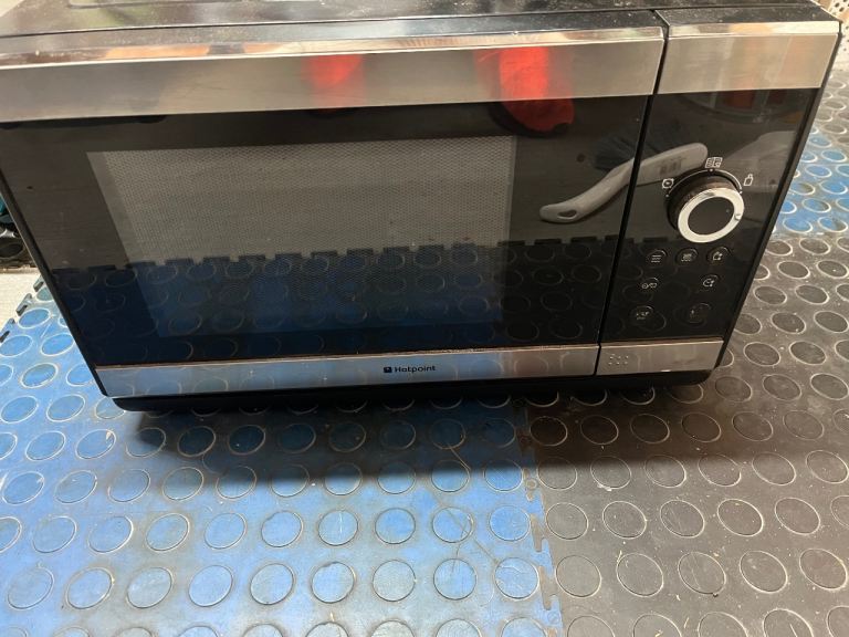  Hot point Microwave 