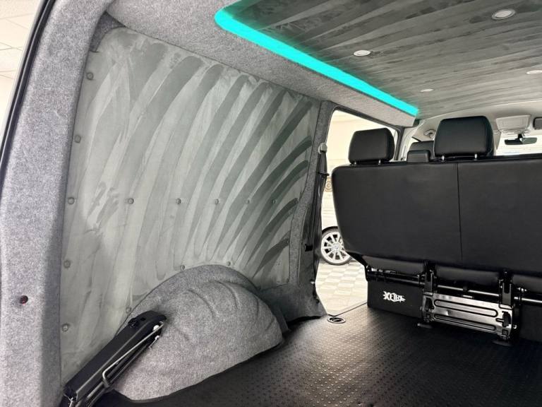 2021 Volkswagen Transporter 2.0 TDI 150 Highline Kombi Van DSG WINDOW VAN DIESEL Automatic