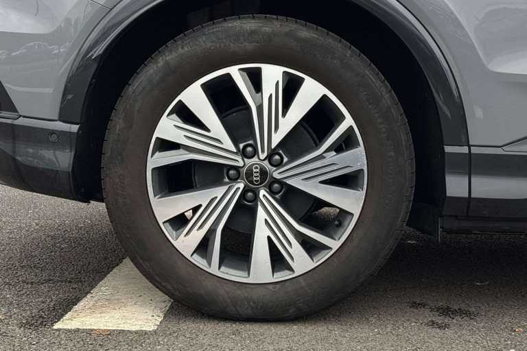 2025 Audi Q4 e-tron 250kW 55 Quattro 82kWh Sport 5dr Auto [Leather] SUV Electric Automatic