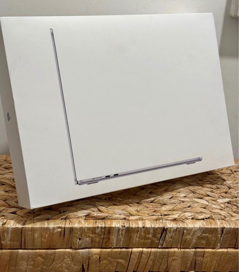 Apple MacBook Air M4 15 Inch 256GB 16GB