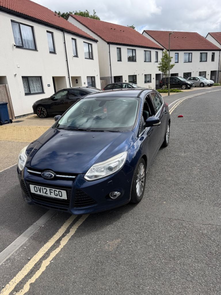 Ford, FOCUS, Hatchback, 2012, Manual, 998 (cc), 5 doors