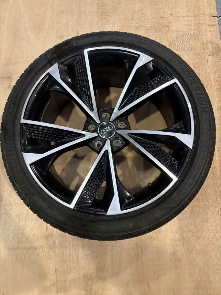 AUDI VOLKSWAGEN WHEELS ALLOYS CARS 