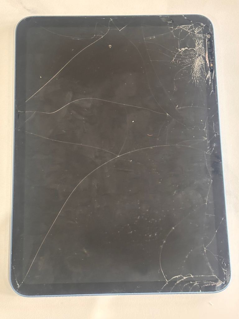 Apple iPad Blue - Cracked Screen, Spares or Repair