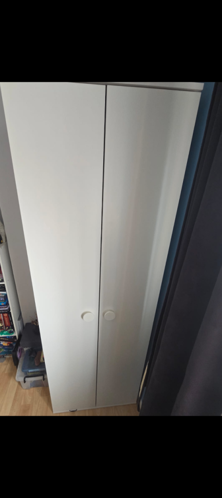 White Wardrobe with Hanging Storage – Good Condition