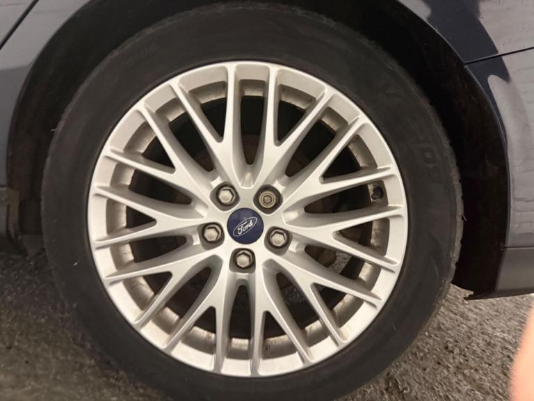 2011 Ford Focus 1.6 125 Zetec 5dr HATCHBACK PETROL Manual