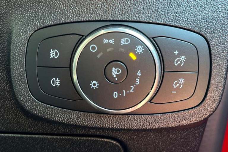 2023 Ford Fiesta 1.0 EcoBoost Hybrid mHEV 125 ST-Line APPLE CAR PLAY  &amp; FRONT HEATED WINDSCR ...