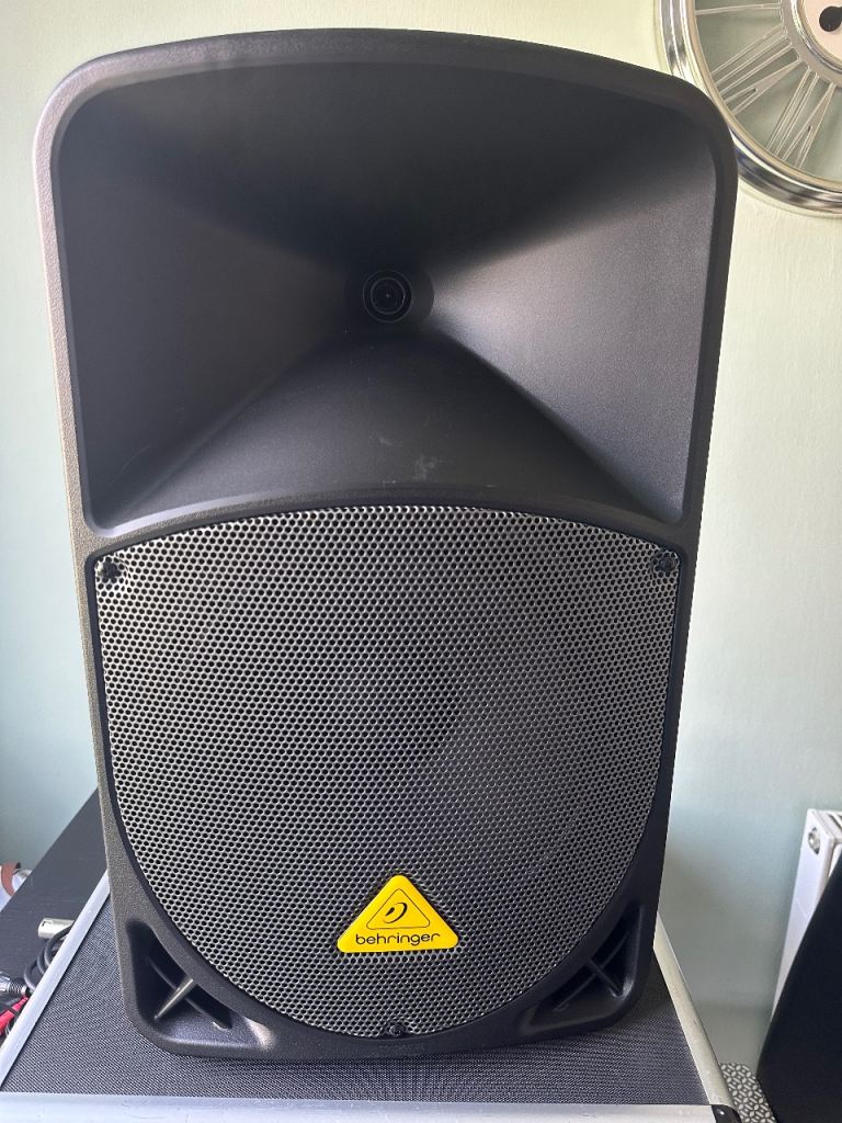 Behringer EUROLIVE B112 MP3 Active 1000W 12” PRO Speaker – As New