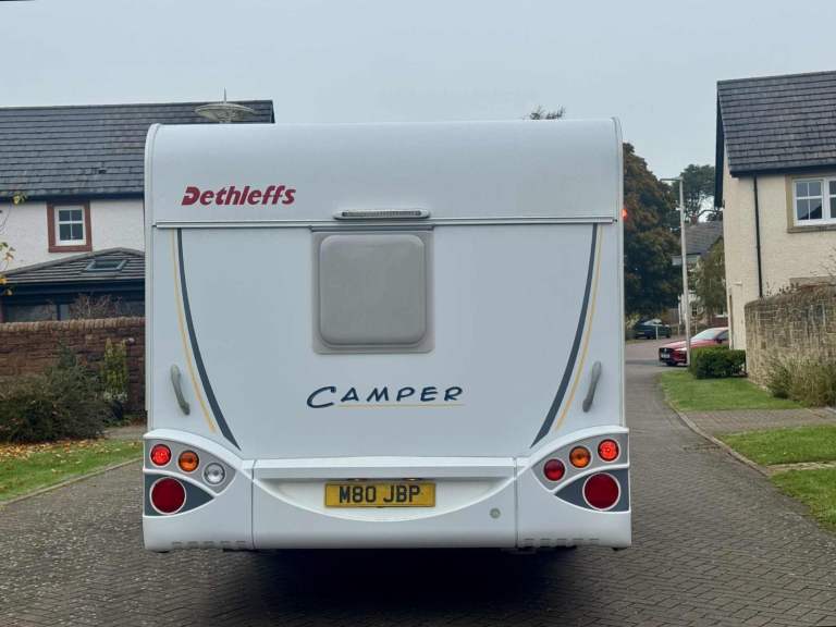 Caravan Dethleffs Camper DL 470 2006 2 Berth 