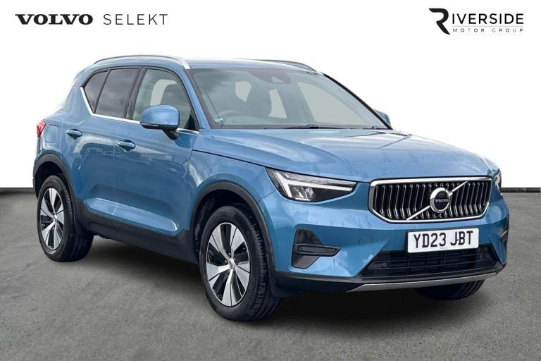 2023 Volvo XC40 Recharge Core, T4 plug-in hybrid, Electric/Petrol, Bright Estate Petrol Parallel ...