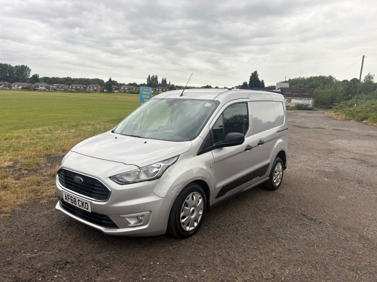 FORD TRANSIT CONNECT CAMPER VAN 2018 VERY CLEAN 