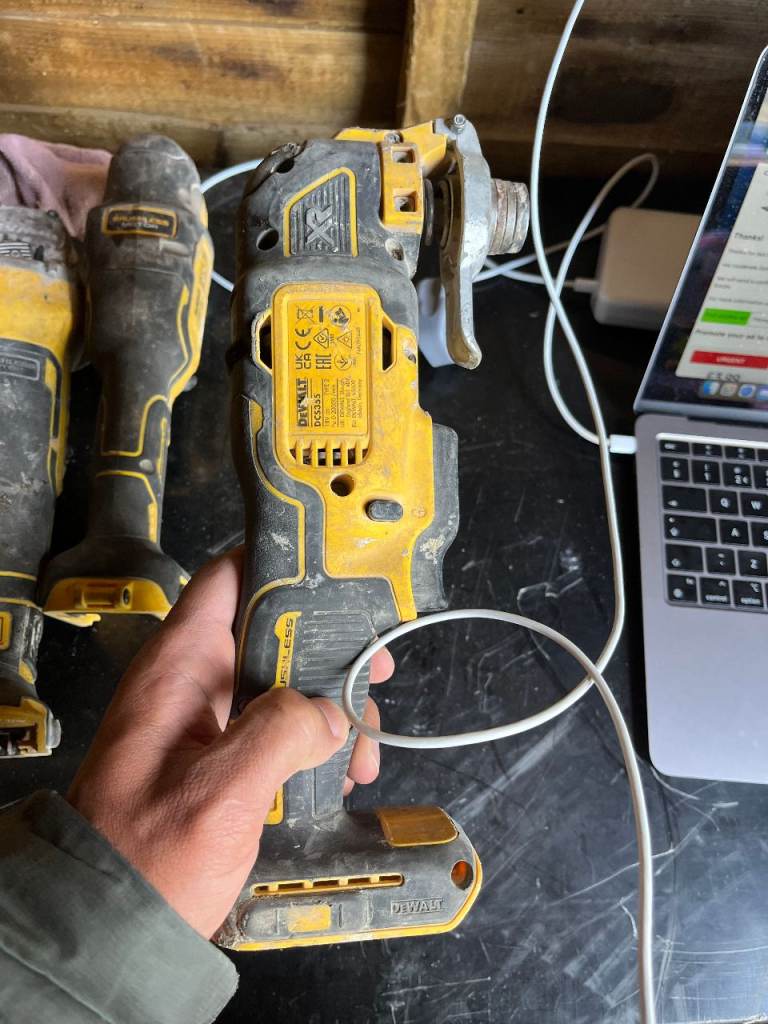 Dewalt Oscillating Multi-Tool – Used Condition