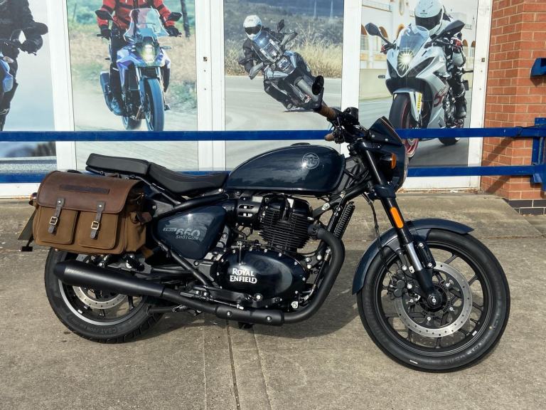 ROYAL ENFIELD SHOTGUN 650, LOTS OF EXTRAS, IMMACULATE, LESS THAN 5K MILES