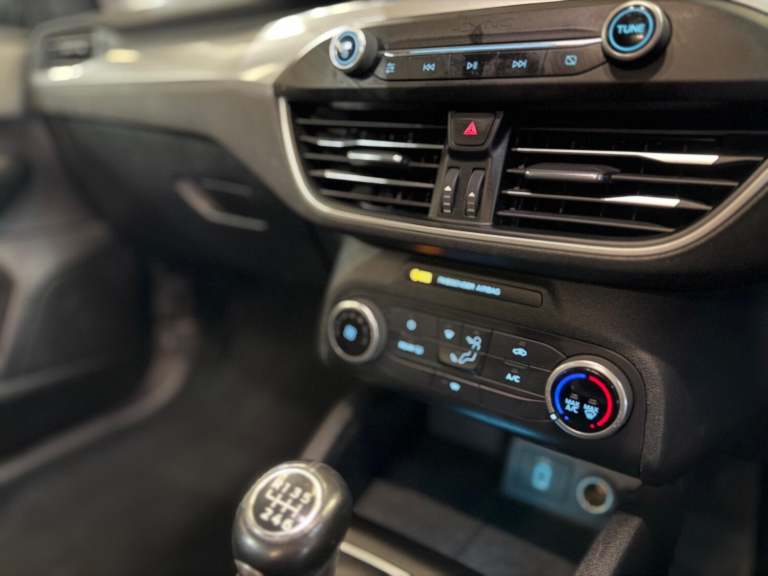 FORD FOCUS 1.5 EcoBlue Zetec 2018