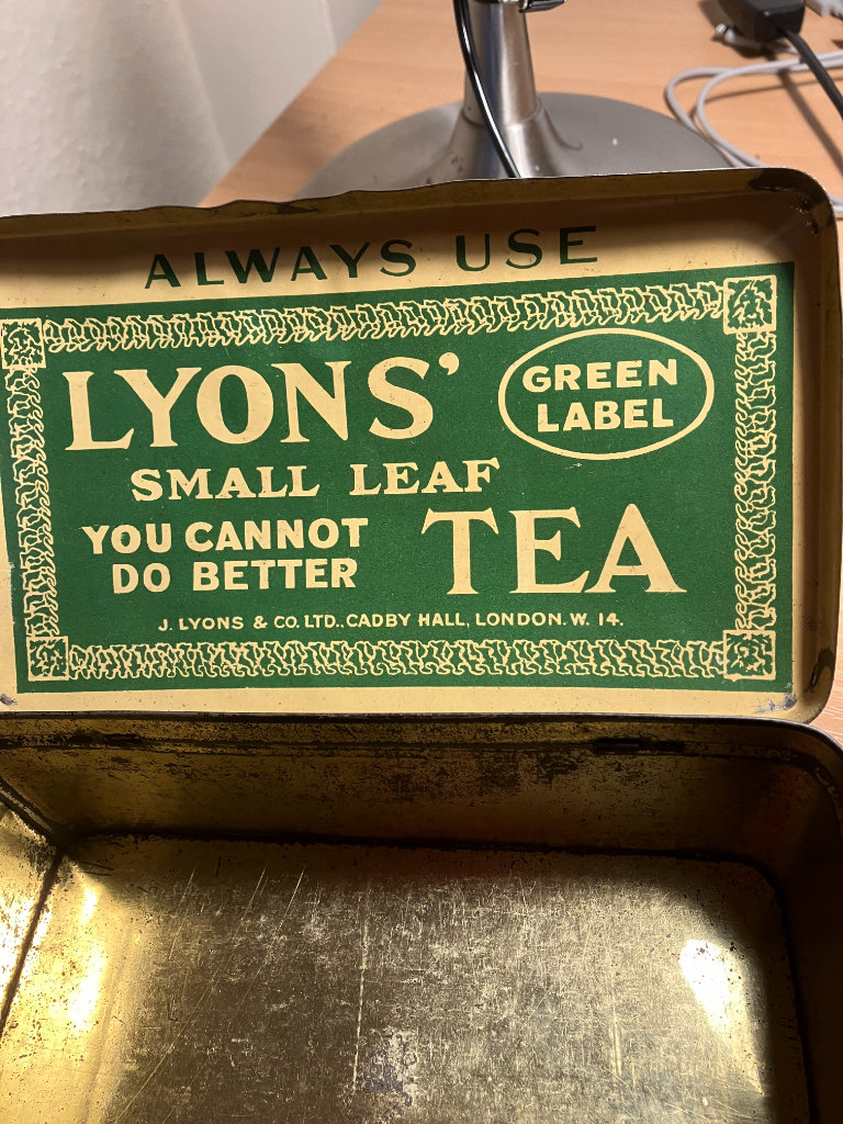 Antique Lyons Green Label Tea tin.