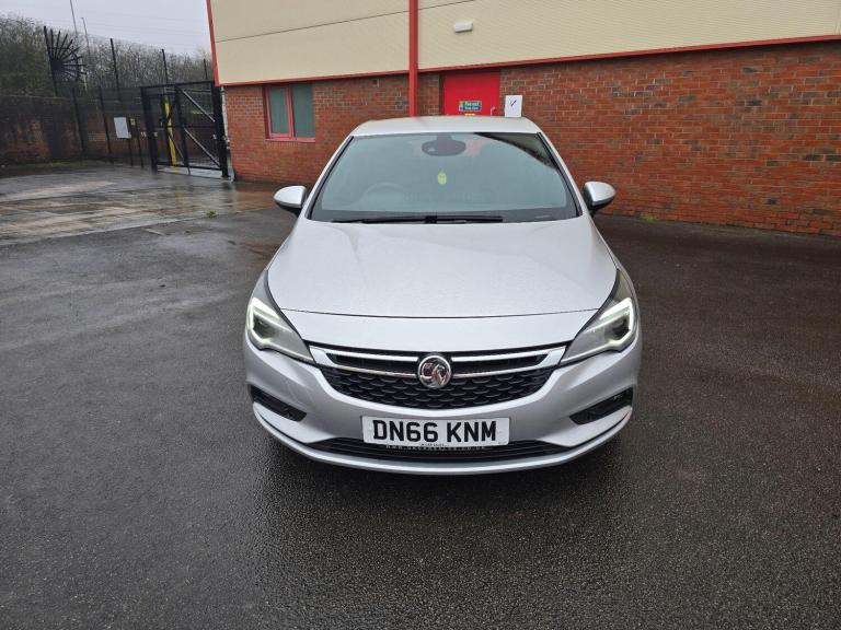 2016 Vauxhall Astra 1.4i Turbo SRi Nav Euro 6 5dr HATCHBACK Petrol Manual