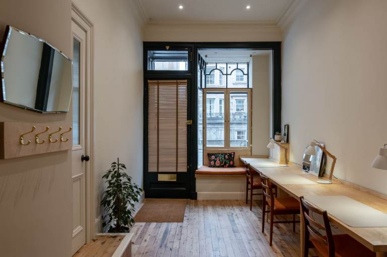 Self-contained creative studio with street frontage — Newington, Edinburgh