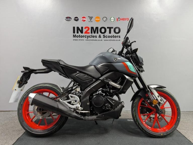 2021 (21) Yamaha MT125 in Grey with 17,880 miles