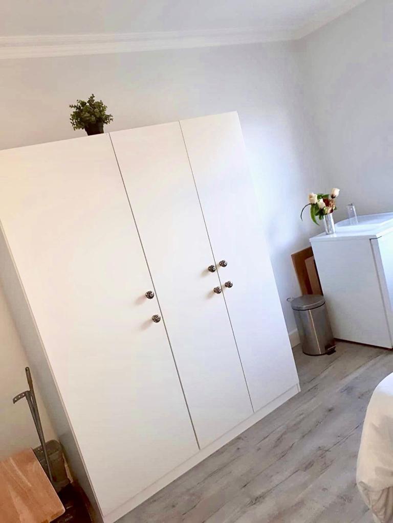 *** Double Room - Located just 0.7 miles from both WILLESDEN JUNCTION and HARLESDEN stations 