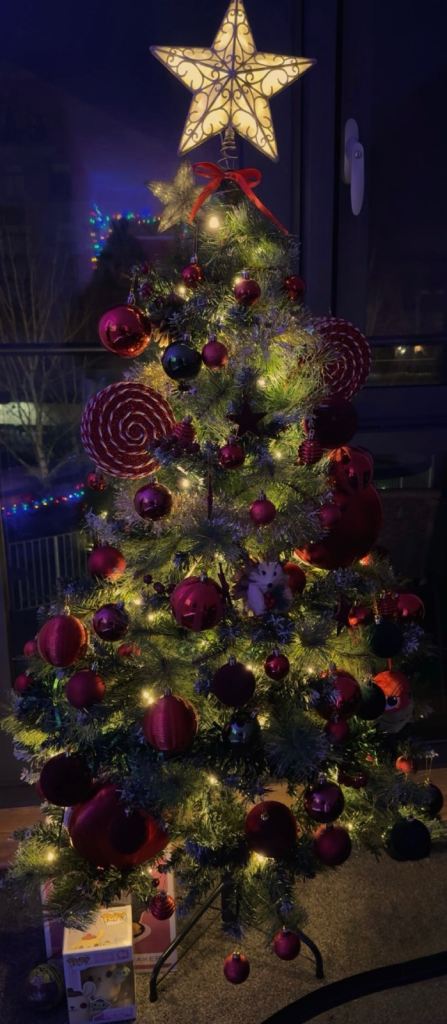 5ft Pre-Lit Dorchester Tree + Star & Bobbles 🎄✨ 