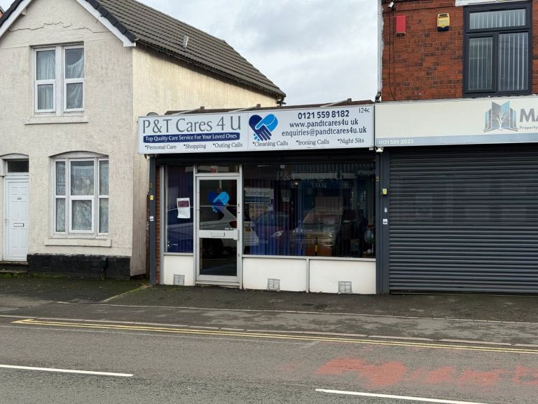 Retail Shops or Offices in Halesowen Busy Street