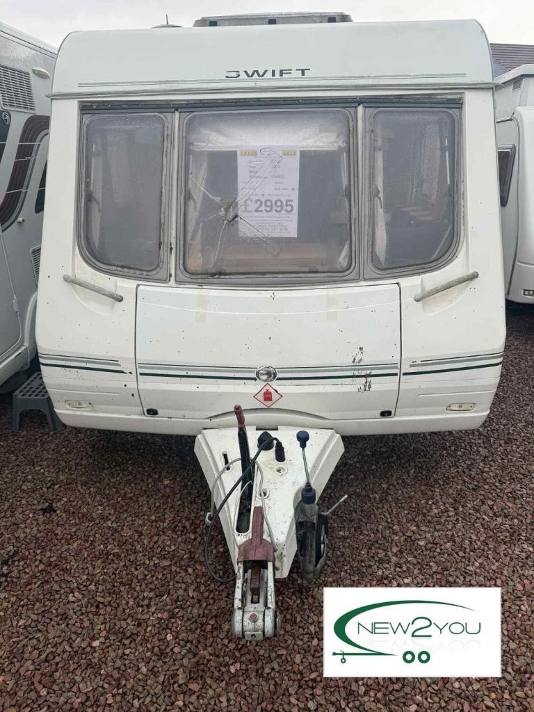 2003 Swift Conqueror 580 LUX 4 Berth Caravan - STOCK NO E204