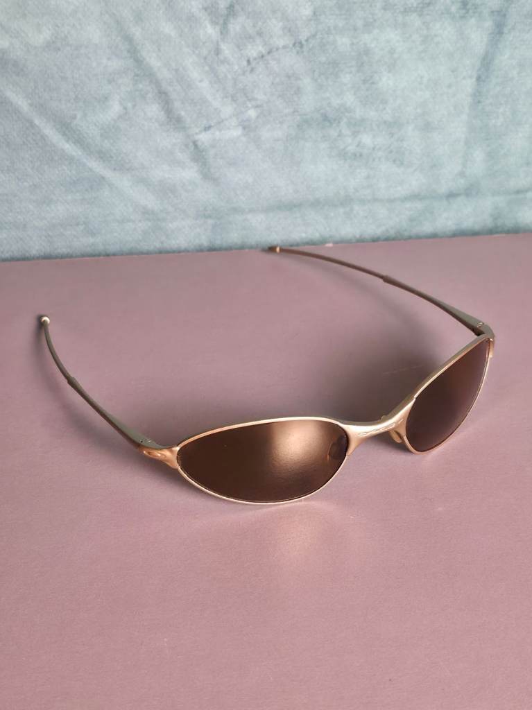 Oakley C-Wire 90s sunglasses