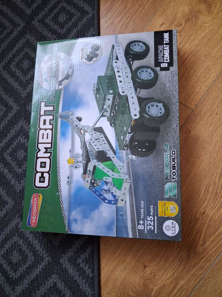 Meccano Combat Tank and Apache Helicopter 2 Models to Build