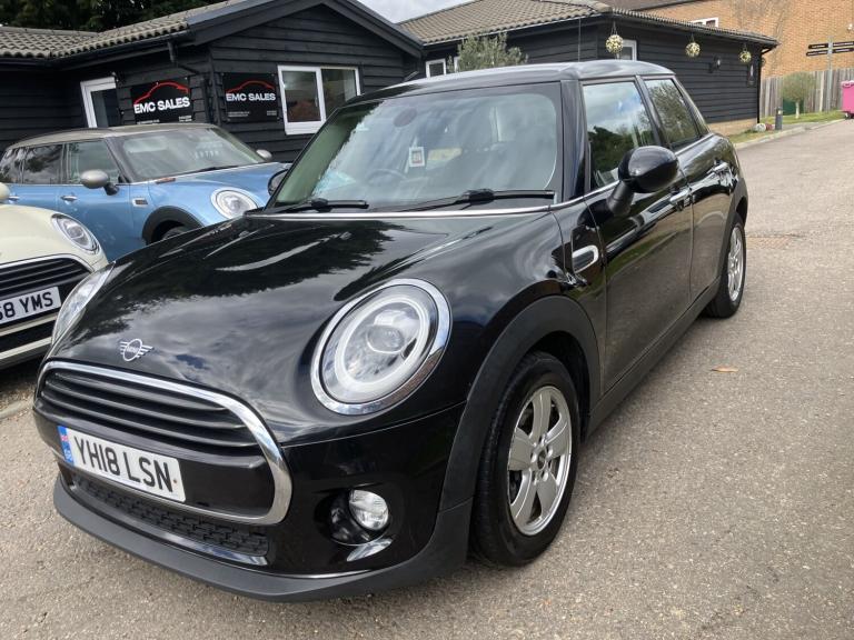 MINI HATCH 1.5 5-Door Hatch Cooper D 2018