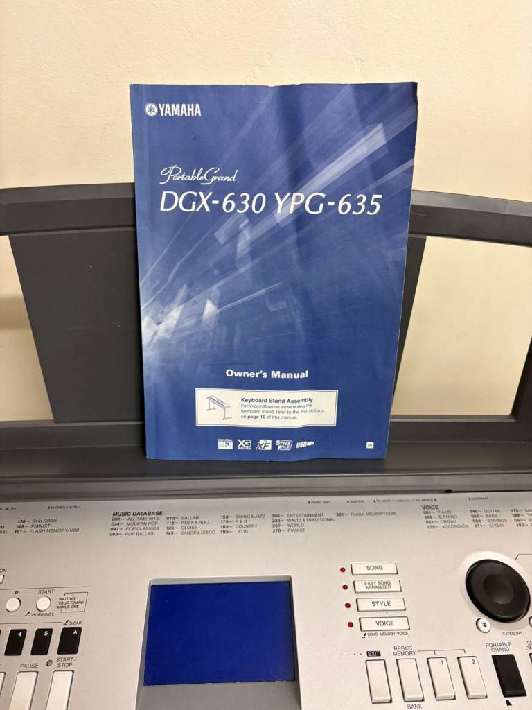 Yamaha Portable Grand electric keyboard 