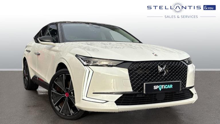 2023 DS Automobiles DS 4 1.6 E-TENSE 12.4kWh Performance Line + Hatchback 5dr Petrol Plug-in Hybr...